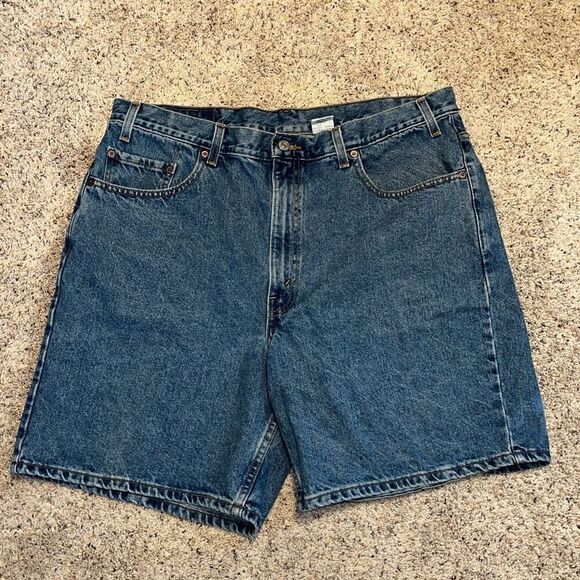 Levi’s 550 Relaxed Fit Denim Jean Shorts Jorts Size 40 - Picture 1 of 5